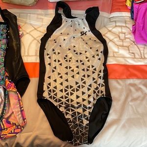 GK child Medium Leotard black and Silver